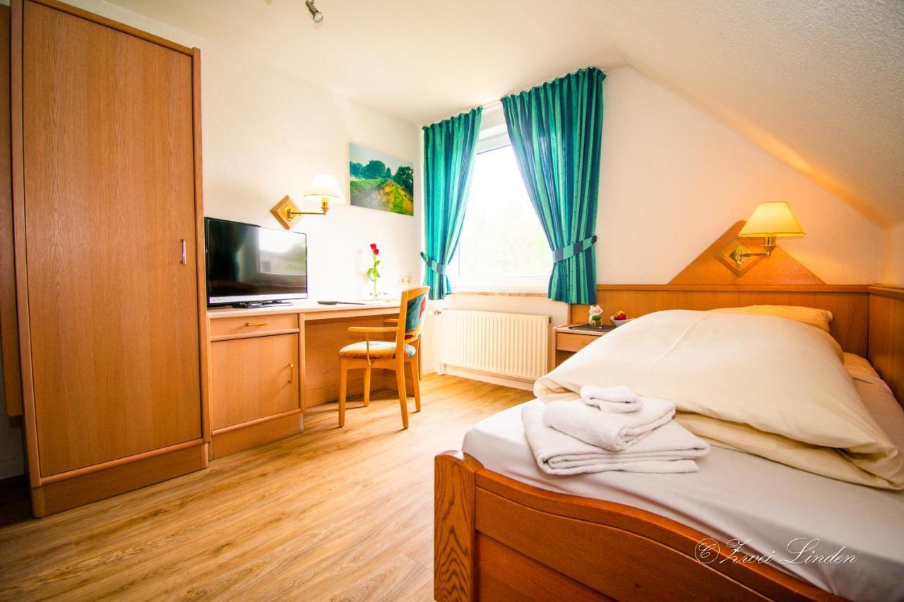 Hotel Zwei Linden - Links Der Elbe - Niedersachsen Balje Экстерьер фото