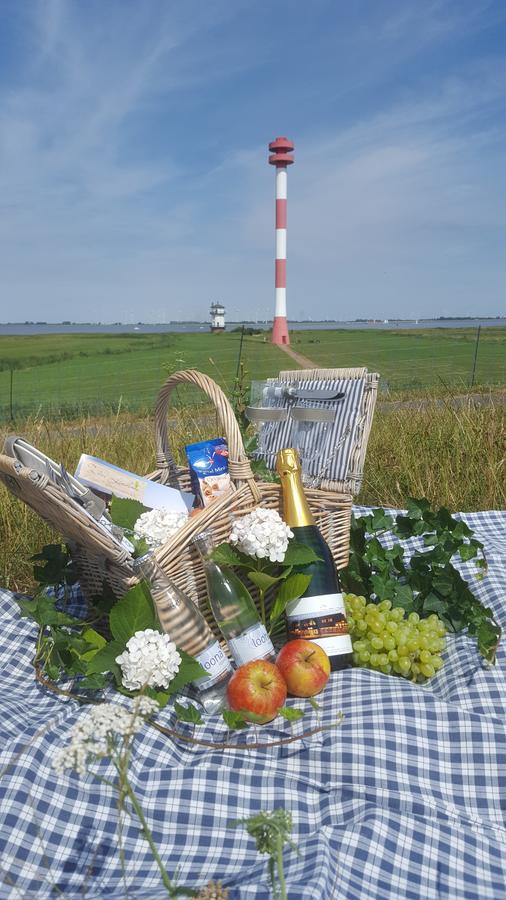 Hotel Zwei Linden - Links Der Elbe - Niedersachsen Balje Экстерьер фото